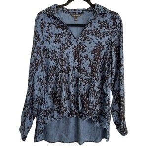 Rock & Republic V Neck Cross Over High-low Top Floral Print Design Blue Black M.